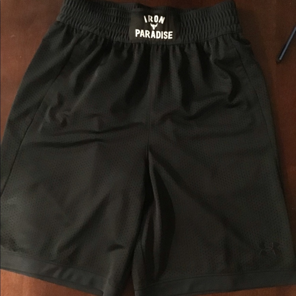 UNDER ARMOUR X PROJECT ROCK BOXING STYLE MESH SHORTS